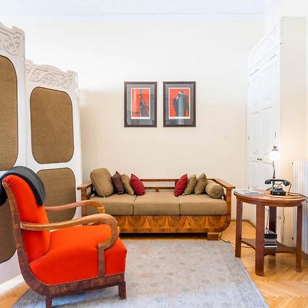 Apartamento Stunning Spacious Art Nouveau Apart , Grand Piano Budapest Exterior foto