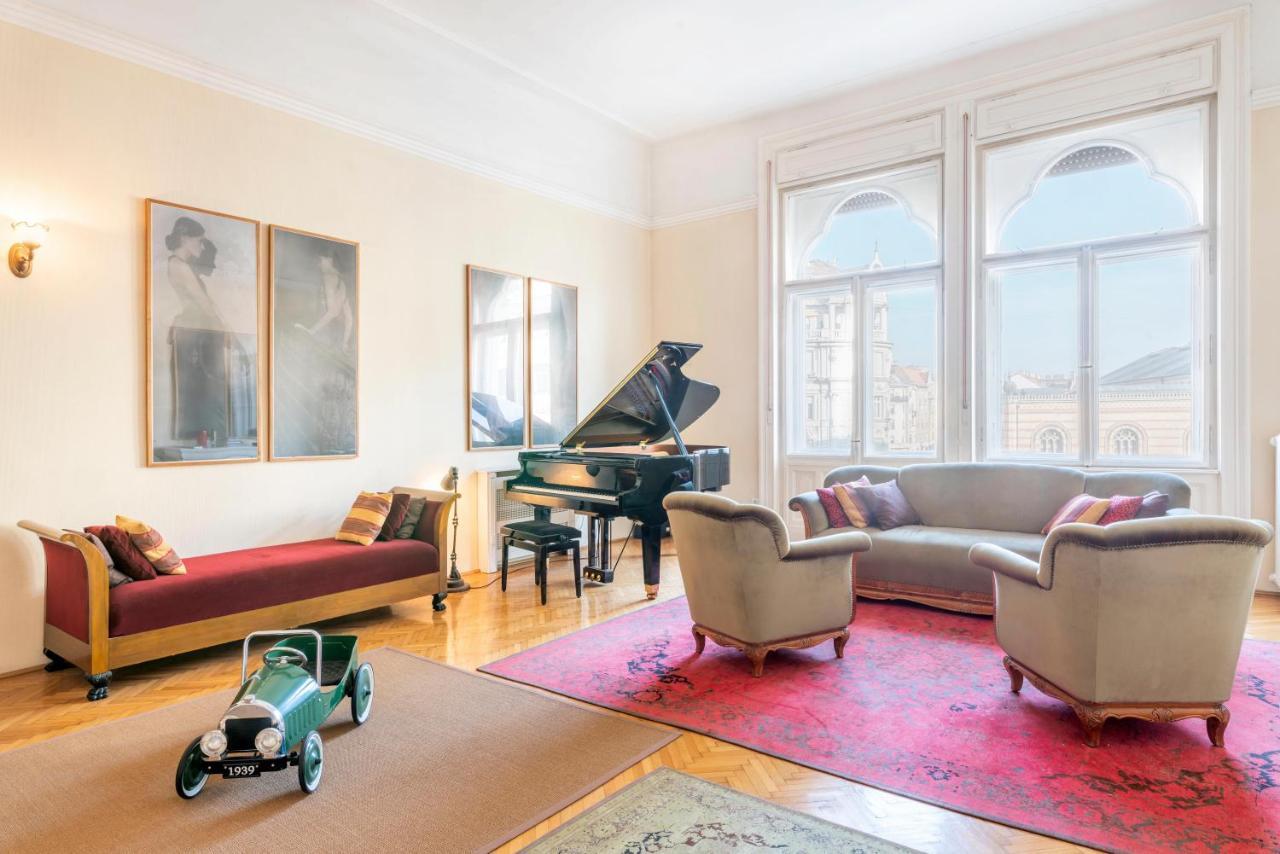 Apartamento Stunning Spacious Art Nouveau Apart , Grand Piano Budapest Exterior foto