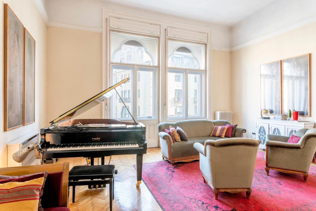 Apartamento Stunning Spacious Art Nouveau Apart , Grand Piano Budapest Exterior foto